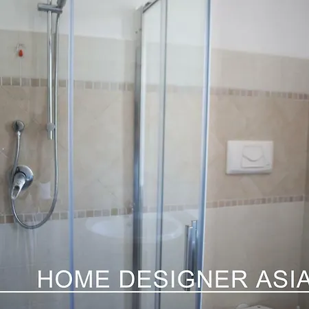 Designer Apartment *