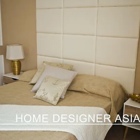 Designer *